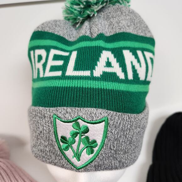 Lot of 3 Tobaggans Hats 2 canada gear soft line & 1 Ireland pink black gray cozy - Picture 6 of 8